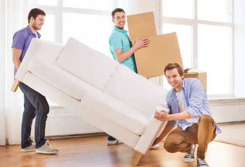 Local Brockley packing and unpacking support for residential and office moves